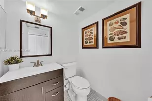 17600 N Bay Rd, Sunny Isles Beach, FL 33160 - Photo 18