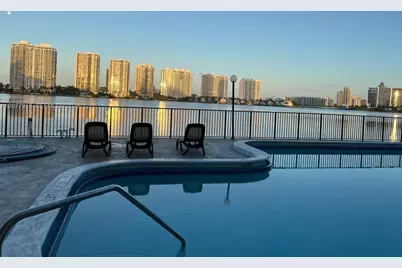 17600 N Bay Rd #N503, Sunny Isles Beach, FL 33160 - Photo 2