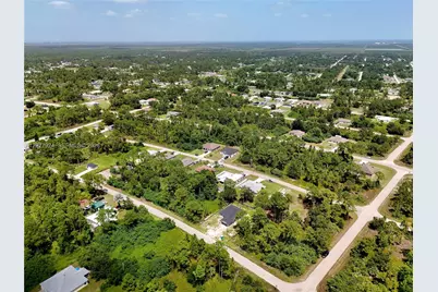 523 Summit Ave, Lehigh Acres, FL 33974 - Photo 12