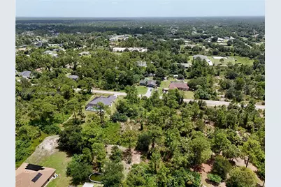 811 Edison Ave, Lehigh Acres, FL 33972 - Photo 14