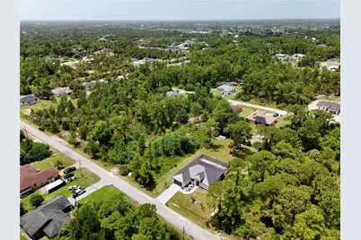 811 Edison Ave, Lehigh Acres, FL 33972 - Photo 40