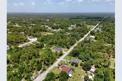 811 Edison Ave, Lehigh Acres, FL 33972 - Photo 54