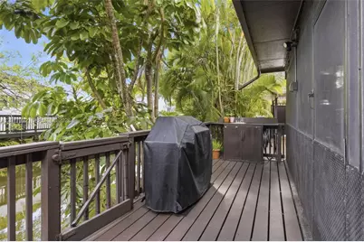 2485 NE 214th St, Miami, FL 33180 - Photo 34