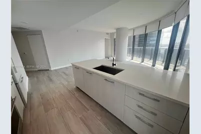 45 SW 9th St #3703, Miami, FL 33130 - Photo 6