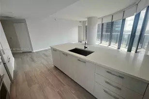 45 SW 9th St, Miami, FL 33130 - Photo 6