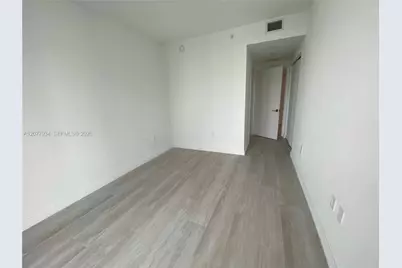 45 SW 9th St #3703, Miami, FL 33130 - Photo 32