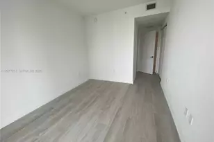 45 SW 9th St, Miami, FL 33130 - Photo 32