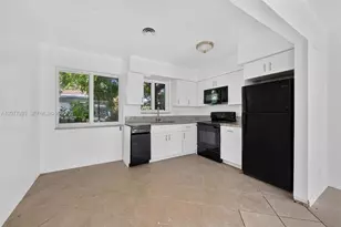 2209 Washington St, Hollywood, FL 33020 - Photo 10