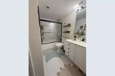 19390 Collins Ave #510, Sunny Isles Beach, FL 33160 - Photo 10