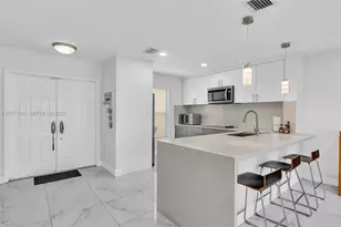 13949 N Forest Oak Cir, Davie, FL 33325 - Photo 8
