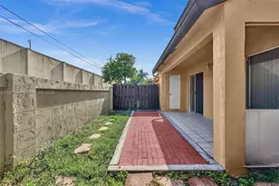 13949 N Forest Oak Cir, Davie, FL 33325 - Photo 26