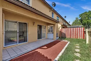 13949 N Forest Oak Cir, Davie, FL 33325 - Photo 24