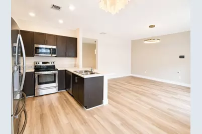 403 NE 208th Ter, Miami, FL 33179 - Photo 6