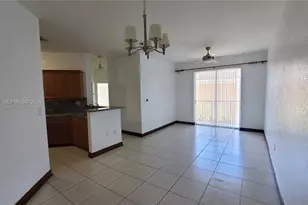 7070 NW 177th St, Hialeah, FL 33015 - Photo 6