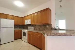 7070 NW 177th St, Hialeah, FL 33015 - Photo 2