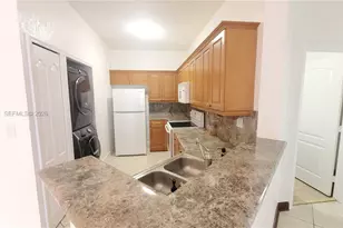 7070 NW 177th St, Hialeah, FL 33015 - Photo 4