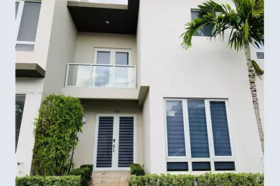 6418 NW 105th Pl, Doral, FL 33178 - Photo 1