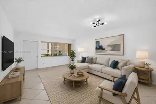 401 Golden Isles Dr, Hallandale Beach, FL 33009 - Photo 4