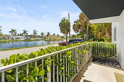 1979 N Glades Dr #1, North Miami Beach, FL 33162 - Photo 2
