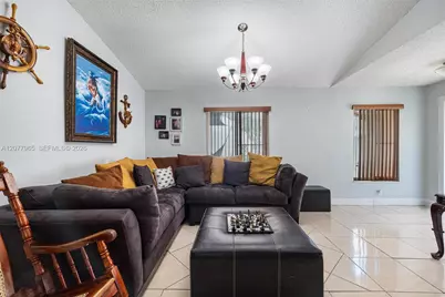 14217 SW 102nd St, Miami, FL 33186 - Photo 6
