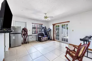14217 SW 102nd St, Miami, FL 33186 - Photo 24