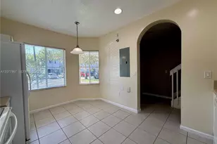 8219 SW 27th St, Miramar, FL 33025 - Photo 4