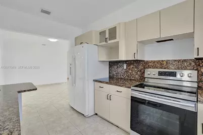 6761 Pershing St, Hollywood, FL 33024 - Photo 38