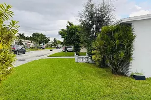 720 NW 74th Way, Margate, FL 33063 - Photo 4