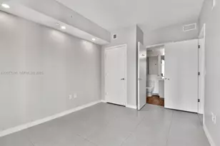 1010 Brickell Ave, Miami, FL 33131 - Photo 6