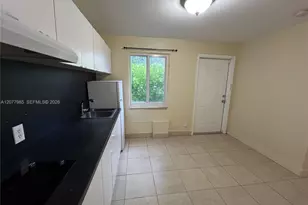 1642 Polk St, Hollywood, FL 33020 - Photo 2