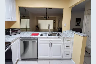 416 Ponderosa #29, Fort Pierce, FL 34982 - Photo 6