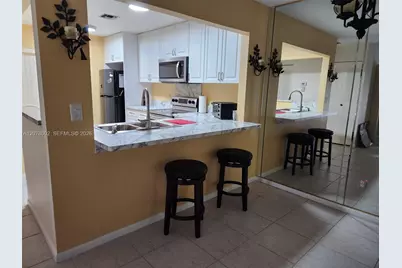 416 Ponderosa #29, Fort Pierce, FL 34982 - Photo 4