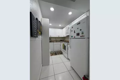 17530 NW 68th Ave #C1005, Hialeah, FL 33015 - Photo 2