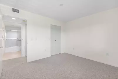 13705 SW 12th St #409B, Pembroke Pines, FL 33027 - Photo 16