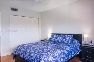 1301 NE Miami Gardens Dr, Miami, FL 33179 - Photo 10