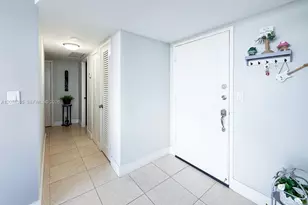 1301 NE Miami Gardens Dr, Miami, FL 33179 - Photo 4