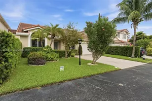 10887 SW 152nd Pl, Miami, FL 33196 - Photo 4