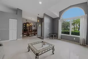 10887 SW 152nd Pl, Miami, FL 33196 - Photo 8