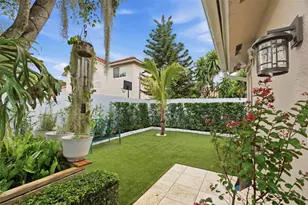 10887 SW 152nd Pl, Miami, FL 33196 - Photo 36