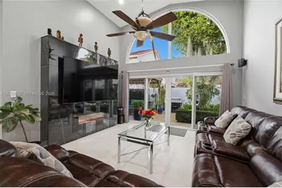 10887 SW 152nd Pl, Miami, FL 33196 - Photo 16