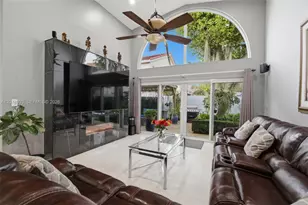 10887 SW 152nd Pl, Miami, FL 33196 - Photo 16
