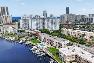 200 Golden Isles Dr, Hallandale Beach, FL 33009 - Photo 44