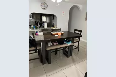 10135 NW 9th St Cir #5-208, Miami, FL 33172 - Photo 2