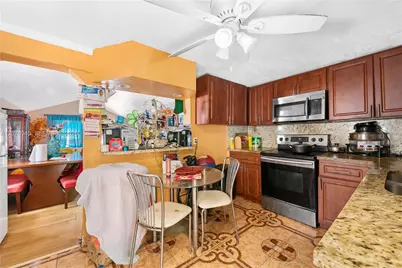 390 NE 166th St, North Miami, FL 33162 - Photo 16