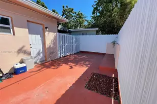 1450 SW 6th St, Miami, FL 33135 - Photo 8