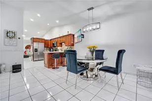 5670 W 20th Ct, Hialeah, FL 33016 - Photo 12