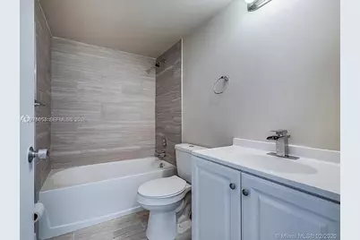 8240 SW 210th St #319, Cutler Bay, FL 33189 - Photo 12