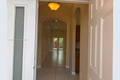 16320 SW 103rd Ter, Miami, FL 33196 - Photo 2