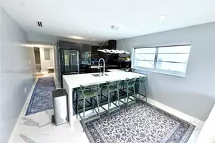 1428 Euclid Ave, Miami Beach, FL 33139 - Photo 2