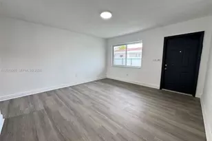 9355 SW 39th St, Miami, FL 33165 - Photo 4